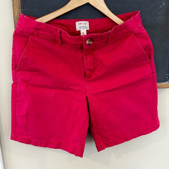 GAP Pants - Gap Women’s Shorts Size 6 Red “Khakis by Gap”  The Boyfriend Short